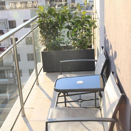 Grozavesti Luxury Apartment With 2 Rooms 부쿠레슈티 외부 사진